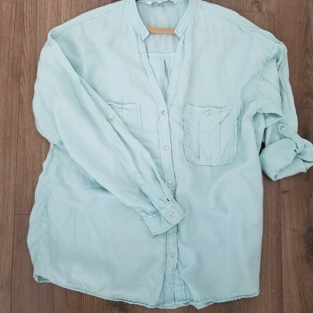 Zara light blue relaxed shirt size M